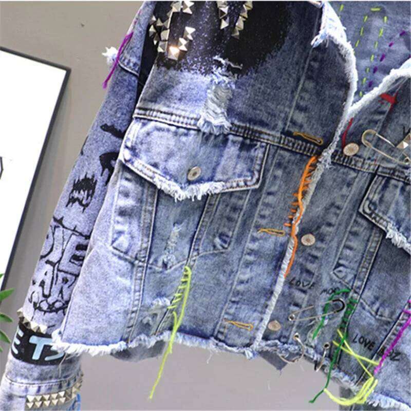 Fashion Rivet Beading Tassel Letter Graffiti Denim Women Loose Short Outerwear Holes Long Sleeve Jeans Jacket Coat Female
