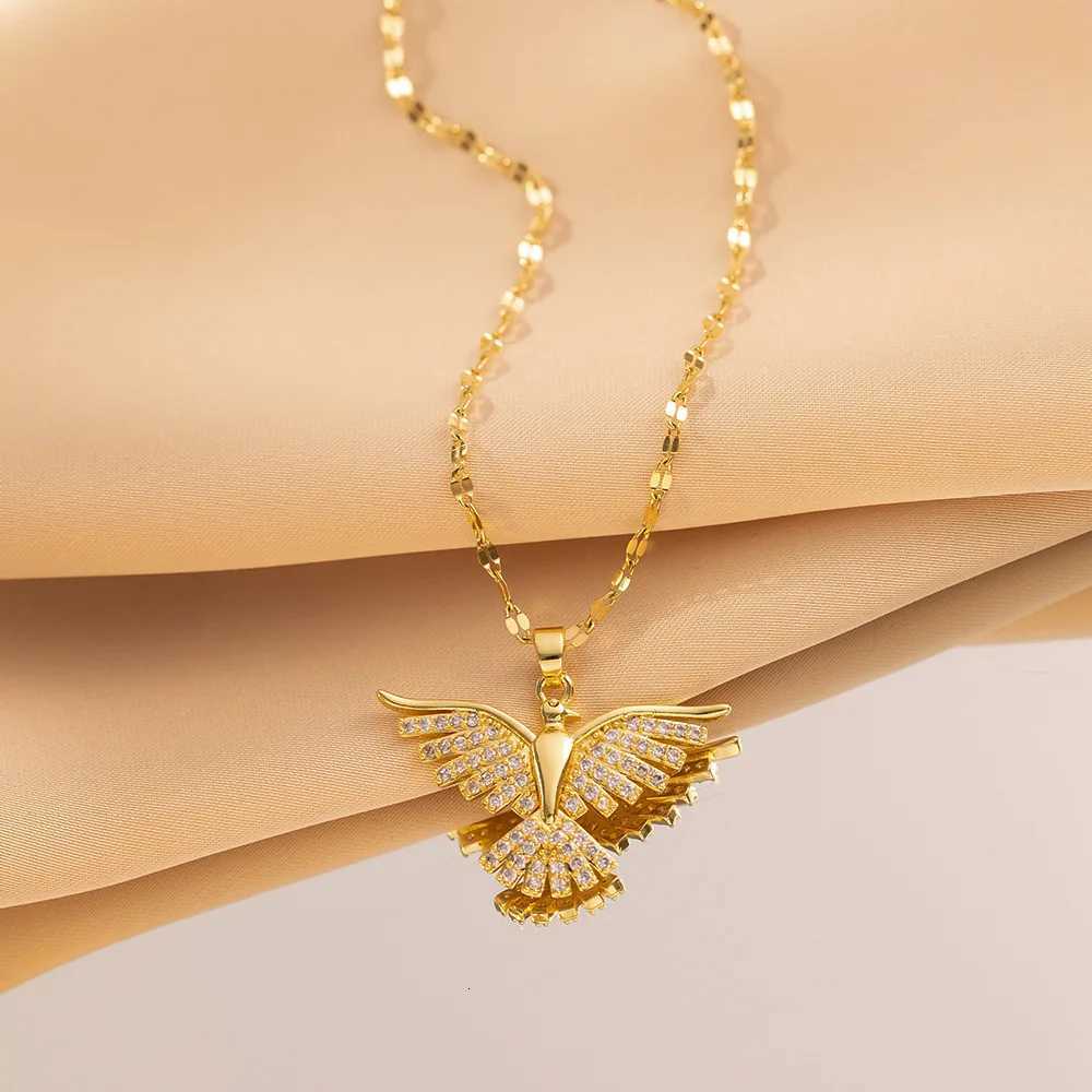 Fashionable Phoenix Necklace with Zircon Copper Inlaid Personality Pendant Necklace for Women Versatile Gold-Plated Jewelry X250718