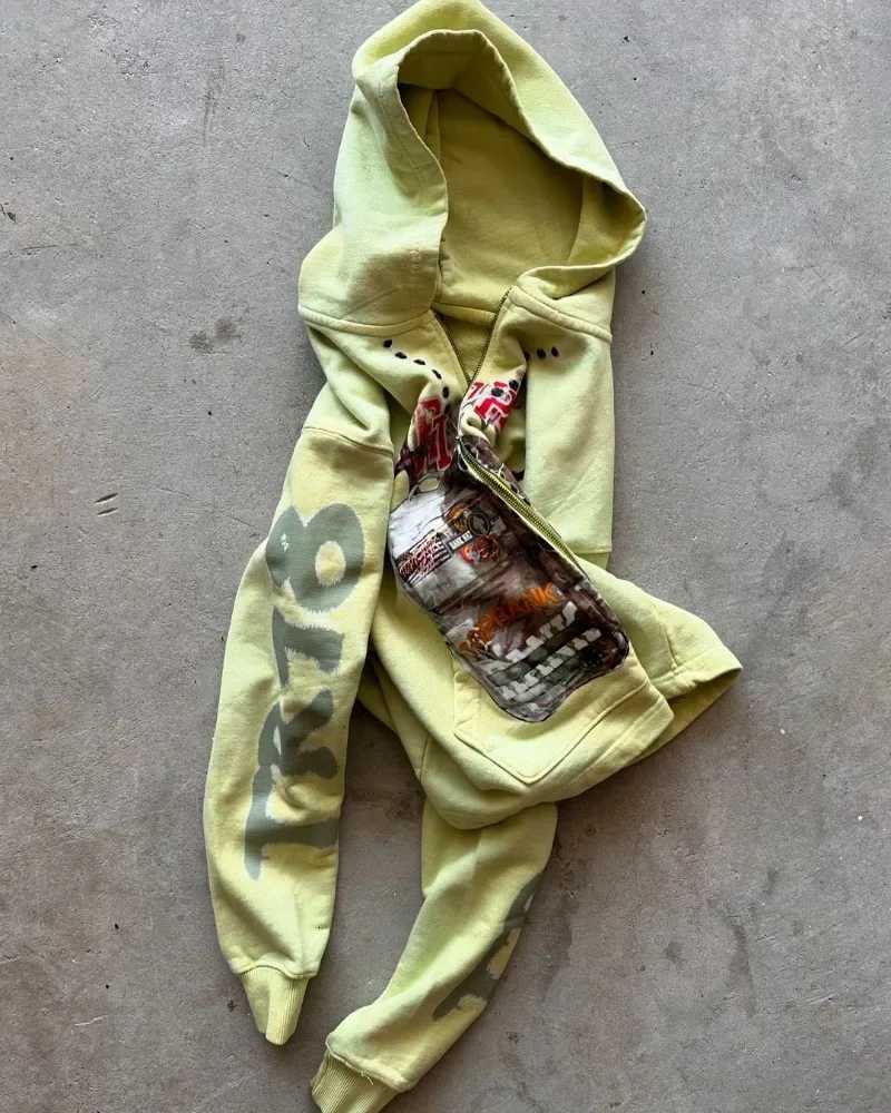 Harajuku Hip-hop Fashion Personality Retro Anime Print Oversized Hoodie Men Y2K Casual Loose Versatile Zipper Sweatshirt Women X250718