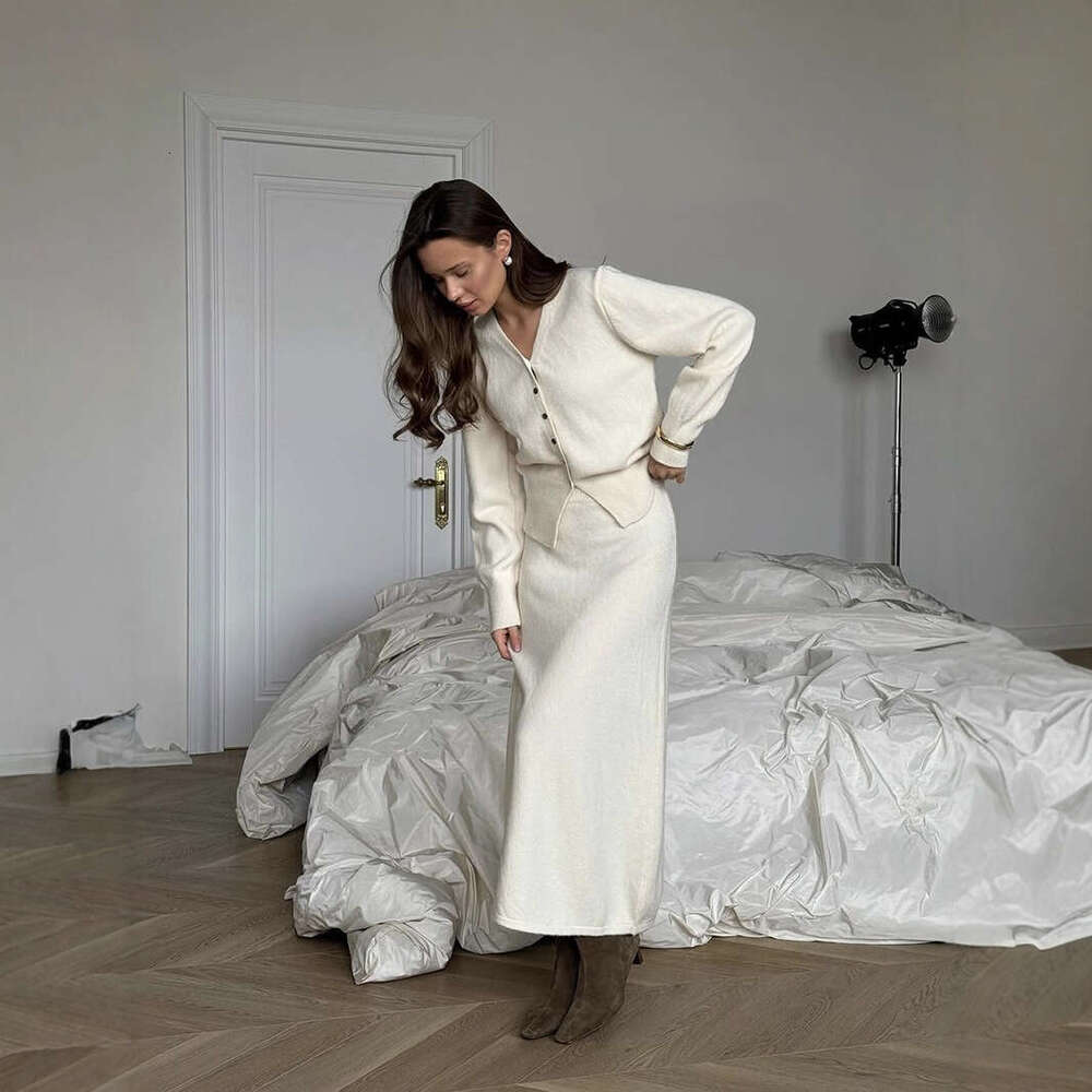 Loose Knit Set For Women Autumn Winter New Button Cardigan Sweater + Straight Skirt B5