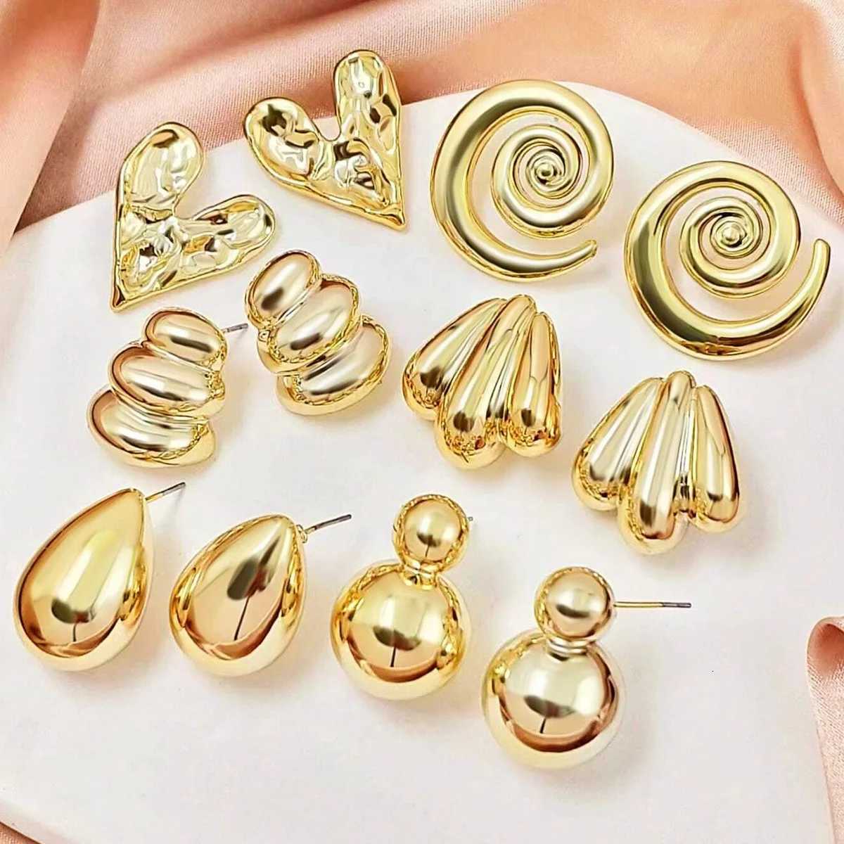 12pcs/set New CCB Spiral Love Water Drop Irregular Earrings Set for Women Fashion Jewelry Accessories X2507181