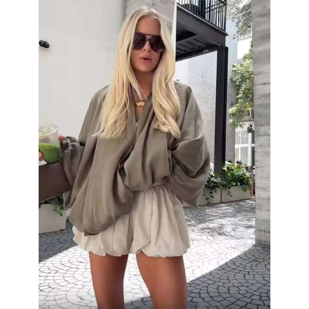 Women Fashion Green Pleated Short Bomber Jacket Casual Loose Lantern Sleeve Zipper Coat Spring New High Street Outwear