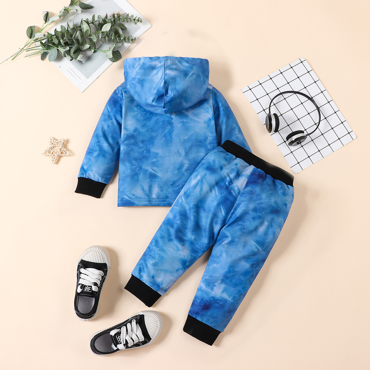 Blue Tie-Dye Hooded Long-Sleeve Sweater & Pants Set for Boys - Fashionable Fall/Winter Outfit