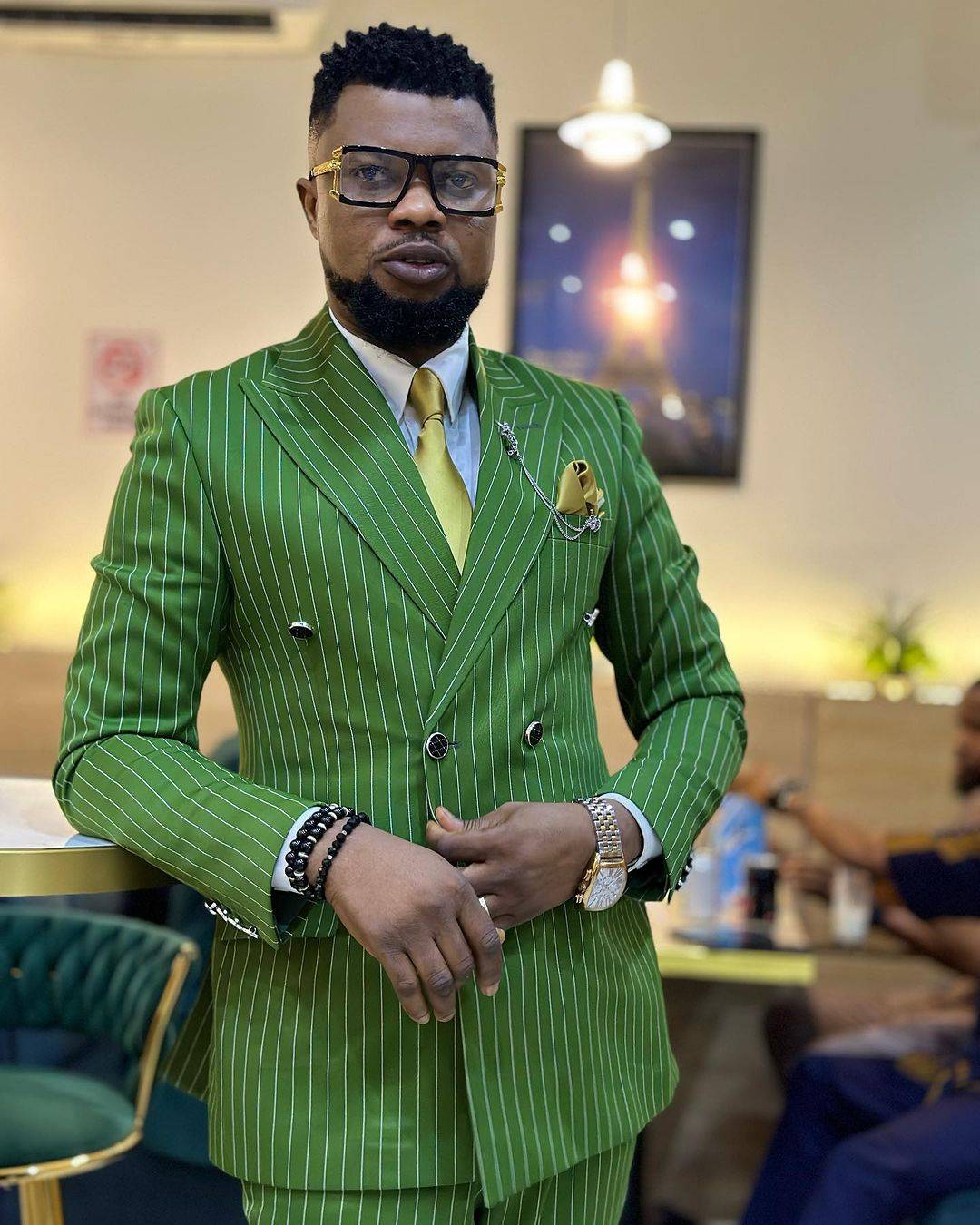 Men Suits Customized 2 Pieces Peaked Lapel Double Button Stripe Groom Wedding Party Tuxedos Loose Fit Male Jacket Homme