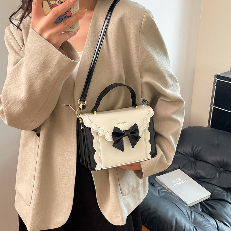 2025 summer new women's shoulder crossbody bag new bow niche time small square bag handheld bag new designer bag new designer women's luxury