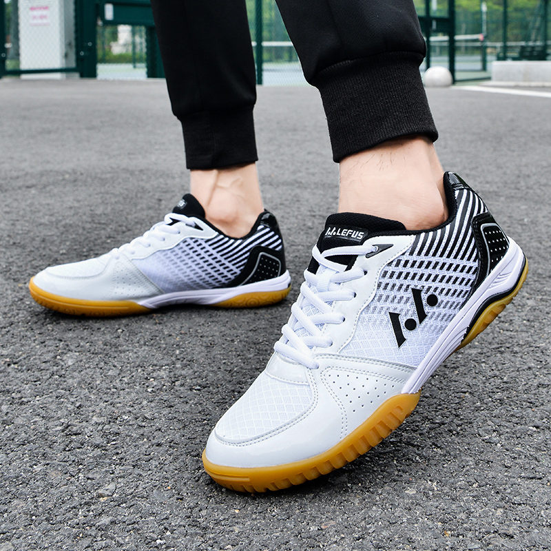 Anti-skid, wear-resistant, and shock-absorbing professional table tennis training shoes for men and women with a rubber sole