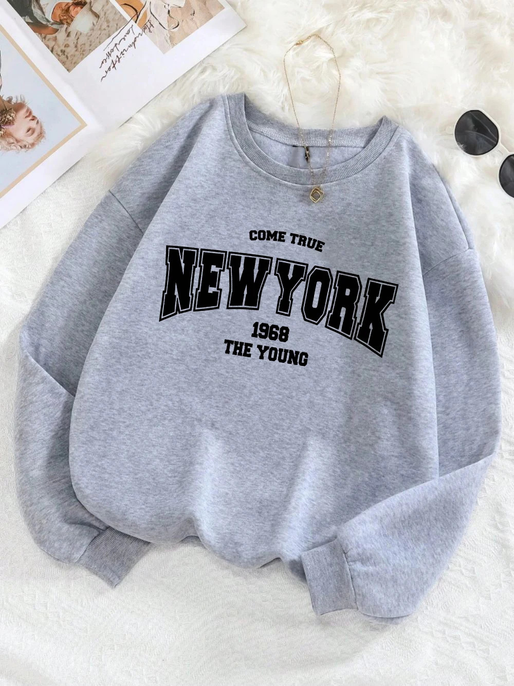 Cartoon Hoodie York 1968 Letter Printing Sweatshirt Soft Breathable Loose Crewneck Pullover Fashion Female Clothing 250707