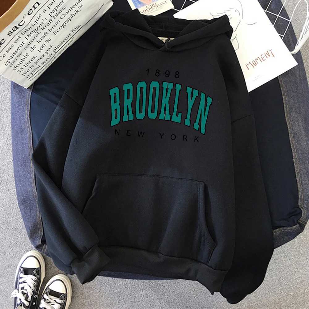 1898 Brooklyn New York Printed Women Hoodies Fashion Fce Hoody Creativity USA Pullover Street Loose Womens Clothing XJ250717