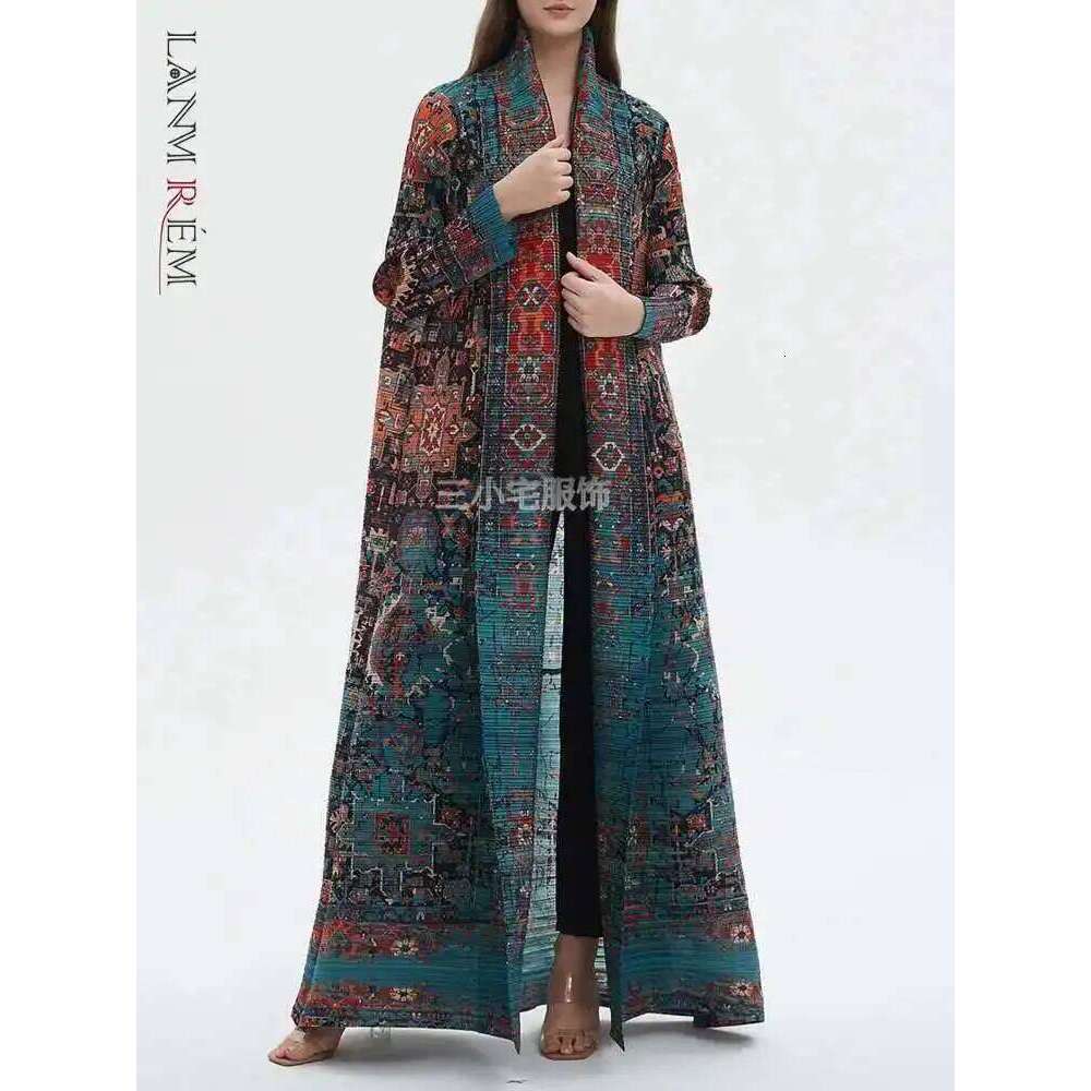 LANMREM Pleated Long Coat For Women Vintage Contrast Color Print Design Loose Windbreaker Streetwear 2024 New 32C1091