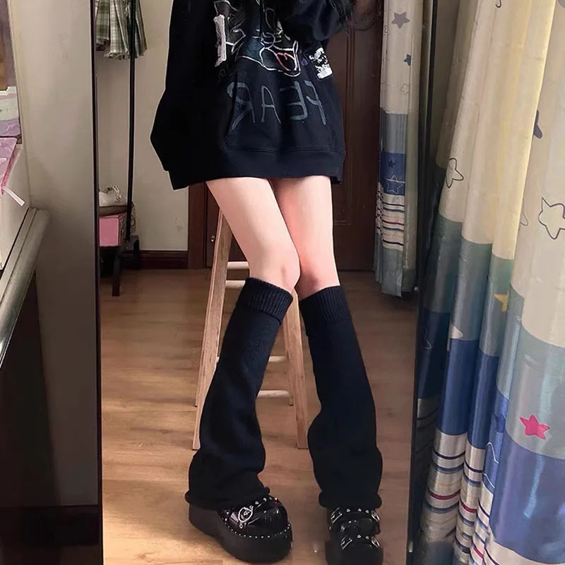 Japanese Lolita Sweet Girl Leg Warmer Knit Socks Wool Ball Knitted Foot Cover Cosplay Women Autumn Winter Heap Socks 250717