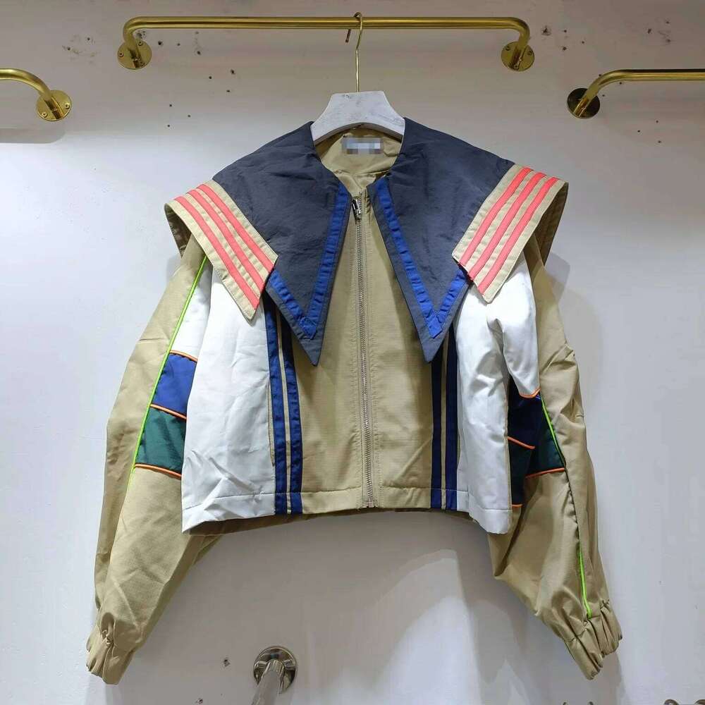 Unique Design Sensibility Color Blocking Navy Cropped Jacket Women Loose-Fit Petite Top For Spring And Autumn