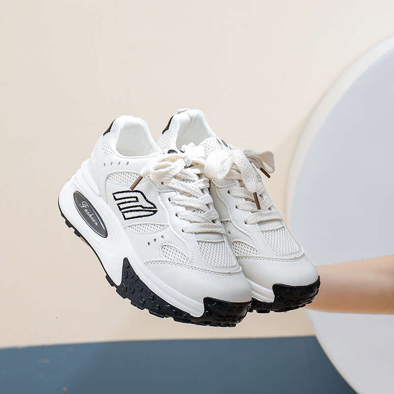 Free shipping 25 Spring New Thick-Soled Dad for Women Korean Version Breathable Wear-Resistant Fashion Casual Shoes Student Sneakers 6213