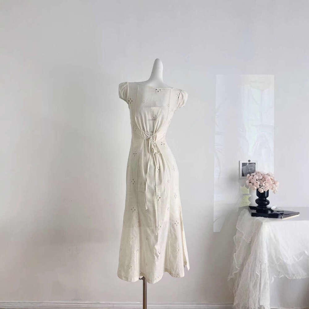 French Embroidery Hollow Out For Women Spring Summer New Sexy Niche Elegant Mermaid Mid-Length Dress B5