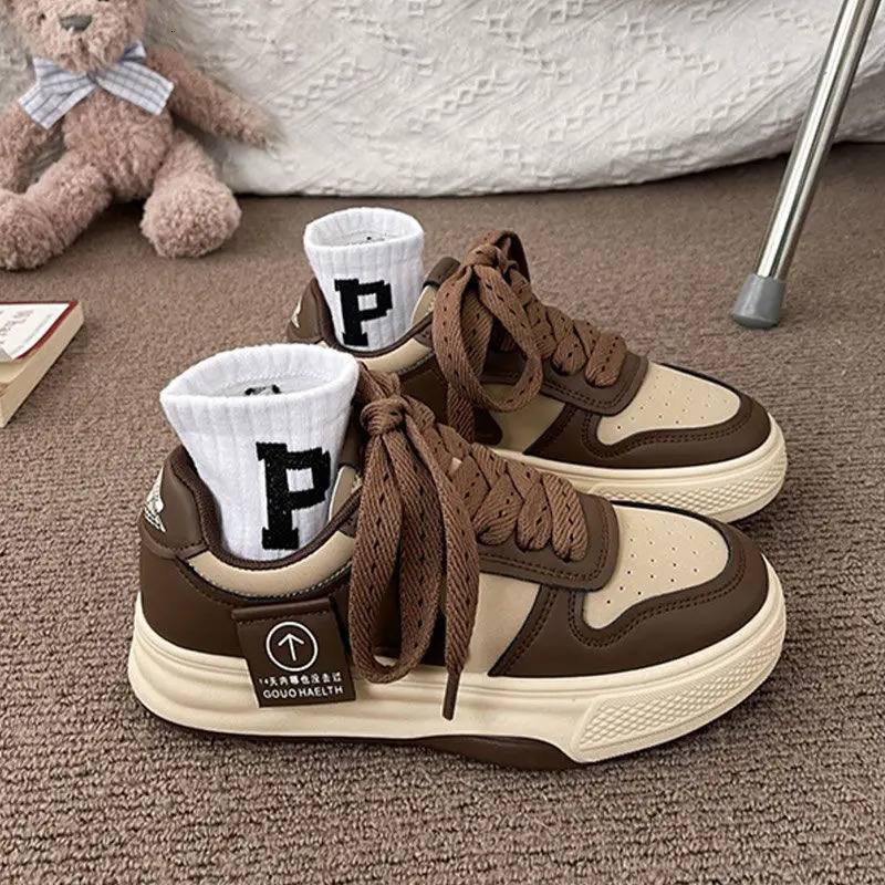 Casual Sports Shoes Board Womens Sneakers Muffin Thick Bottom Khaki Black White Color Matching Fashion Shoes 250717