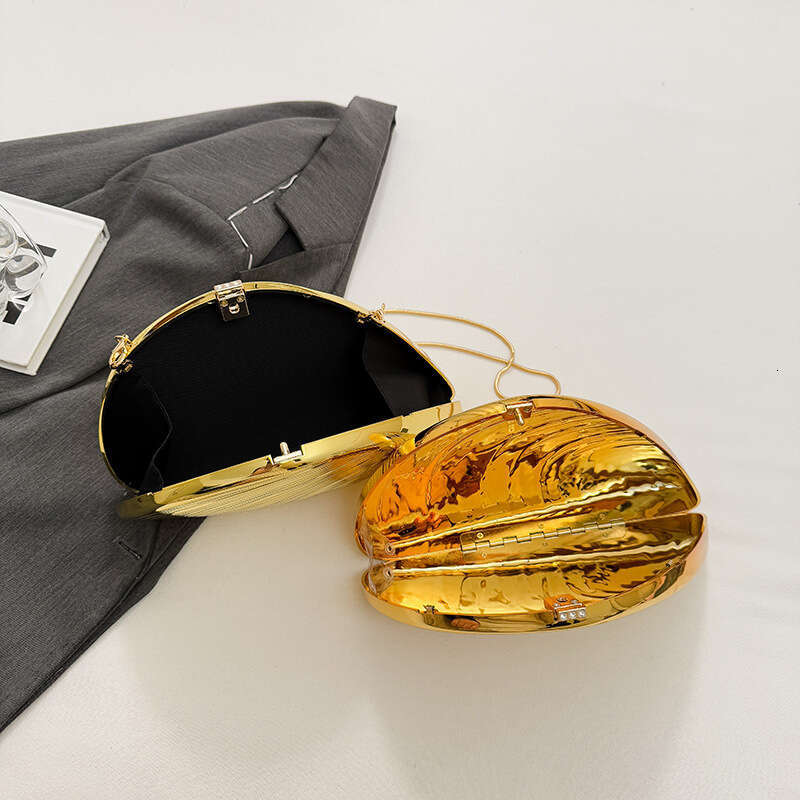 Fashionable and Unique Creative Gold Shell Acrylic Niche Design High-end Feel Clutch Evening Crossbody Bag