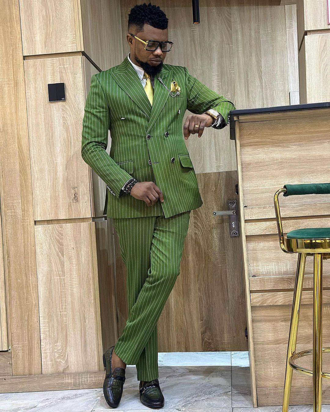 Men Suits Customized 2 Pieces Peaked Lapel Double Button Stripe Groom Wedding Party Tuxedos Loose Fit Male Jacket Homme