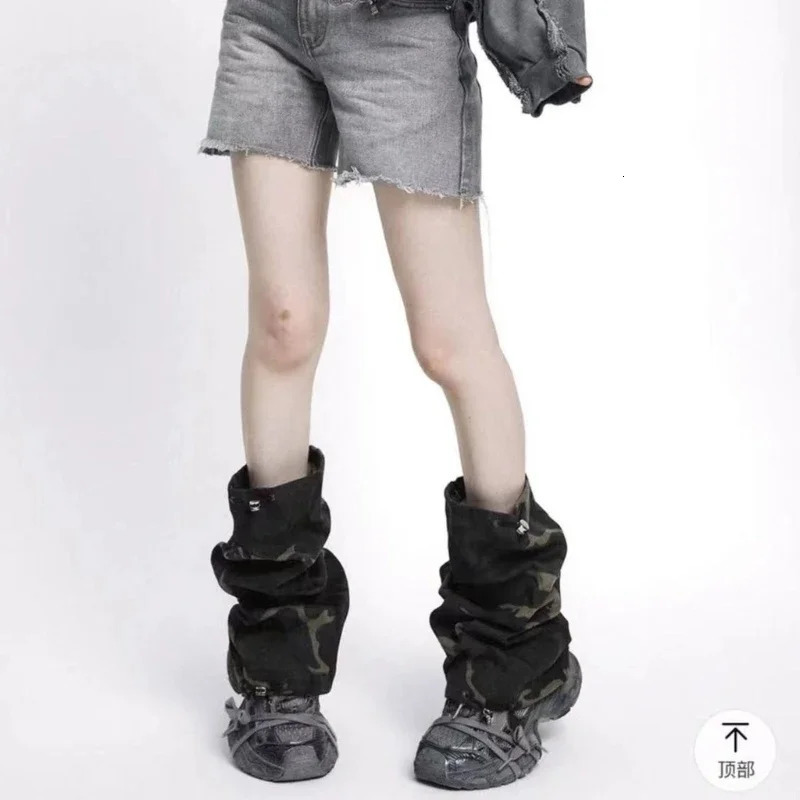 Women Harajuku Leopard Camouflage Leg Warmers Tiered Ruffled Knee Length Boot Cover Flared Footless Socks Streetwear 50cm42cm 250717