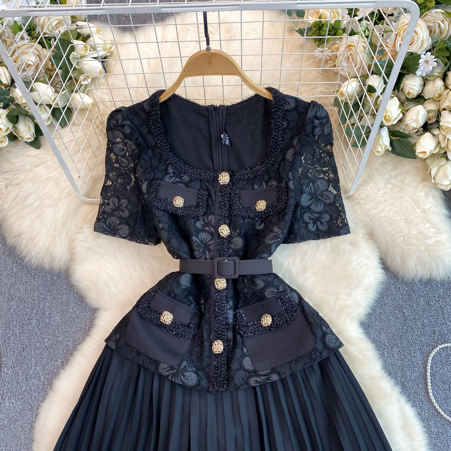 French Style Tweed Dress For Women High-End Exquisite Elegant Square Neck Lace Patchwork Pleated Long Dress Socialite Gown Sexy Dresses 250718