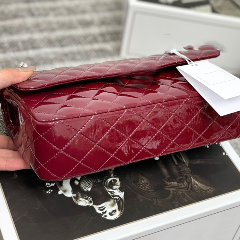 Fashion Womens Shoulder Bag Cf Shiny Patent Leather Chain Bag Genuine Leather Flip Cover With Grid Pattern Silver Hardware Metal Lock Handbag Crossbody Sacoche 25cm