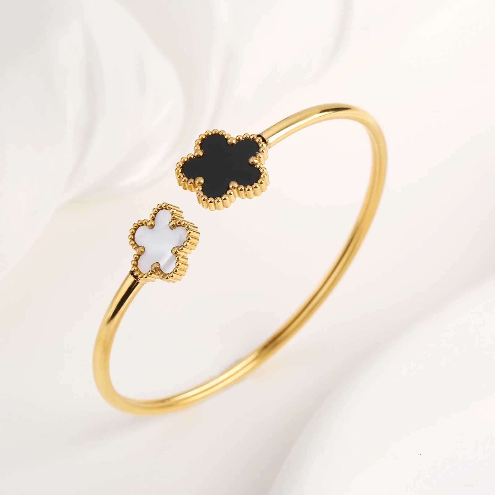 Stainless Steel Exquisite Five-Leaf Flower Open Bangle Gold Color Waterproof Pvd Plated Wrist Jewelry Bijoux For Wen X250718