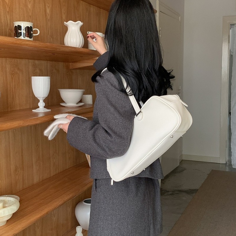 Baguette Underarm Bag Soft Leather Versatile Shoulder Bag Niche Design Textured Handbag