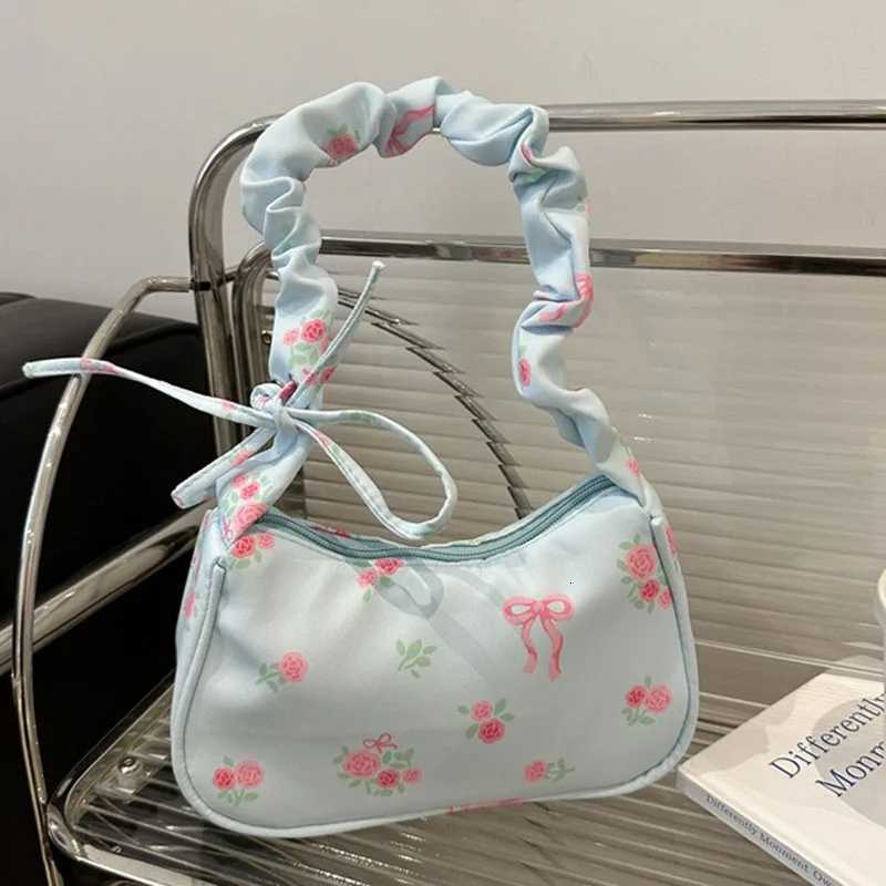 2025 Summer Women Underarm Bags Canvas Pleated Drawstring Purse Ahetic Floral Bow Design Y2K Pretty Fi Shoulder Handbags XJ250718