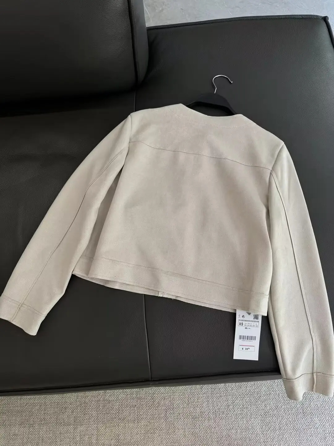 Autumn Product Womens Suede Texture Temperament Casual Versatile Effect Long Sleeve Short Jacket Coat 250715