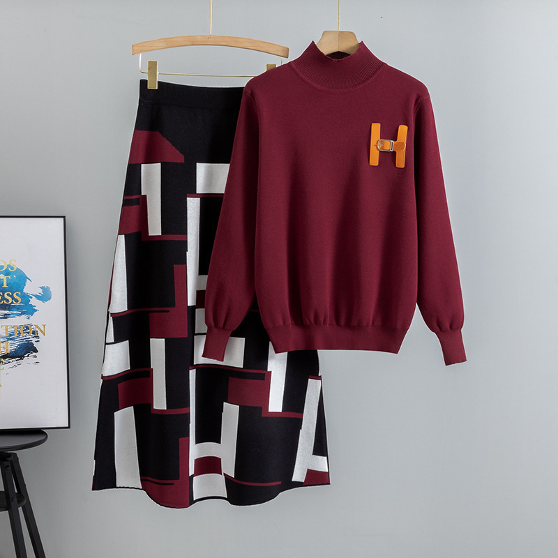 Color-Block Sweater and Skirt Set for Women Autumn Winter Knitted Top Two-Piece Set 250718