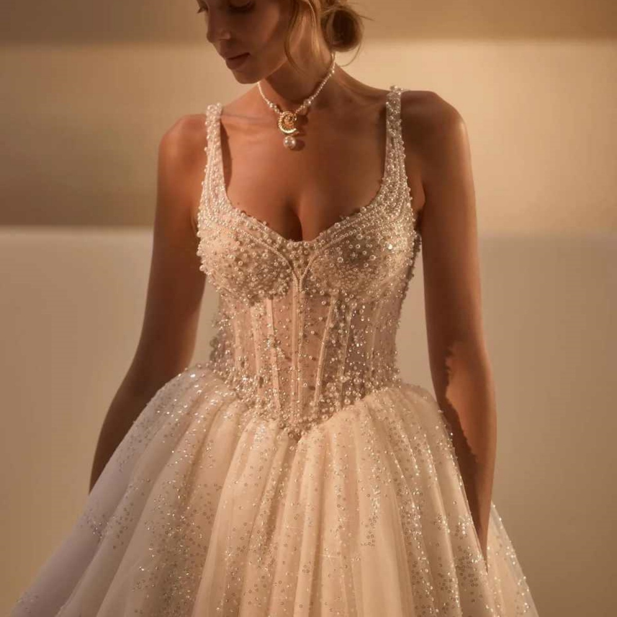 Shining Wedding Dresses Spaghetti Strap Sleeveless Sequins Beading Lace Bridal Gowns Chapel Customized Vestidos De Novia