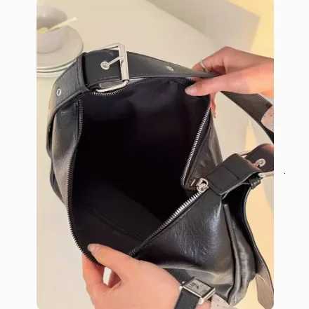 2025 New Autumn Winter Stylish Tote Bag Versatile Soft Material Handbag Y250718