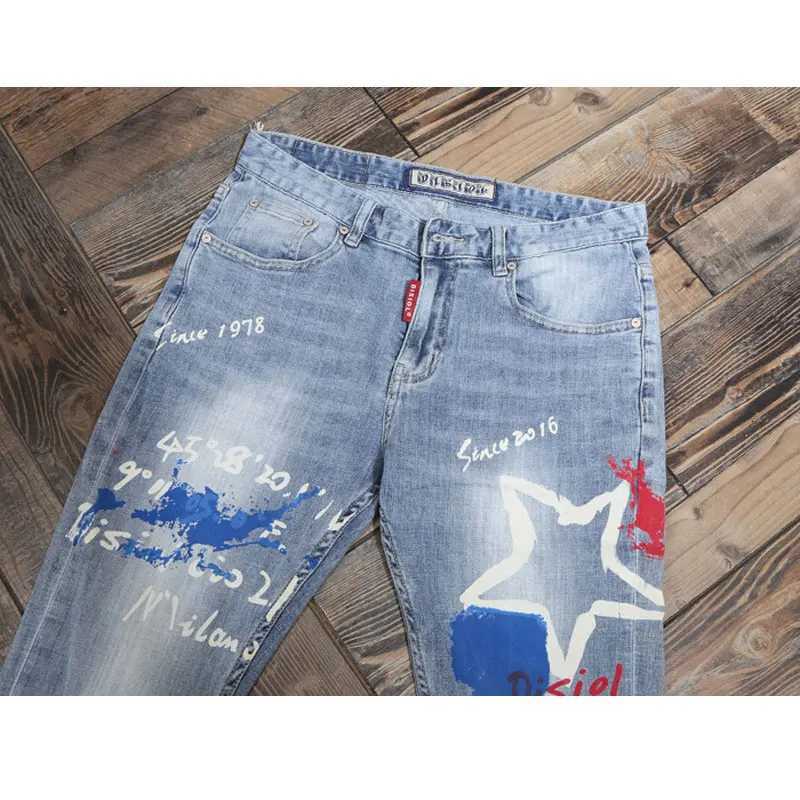 Designer Fashion New Mens Jeans Letter Printed Washed Nostalgic Stretch Slim Fit Retro Light Blue Jeans Hip Hop Brand High Quality X250718