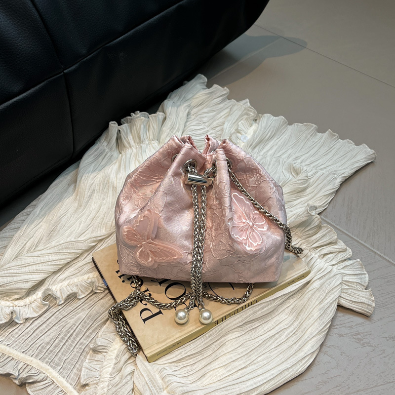 Summer new women's shoulder bag new pearl chain tassel bucket bag fashionable and simple shoulder bag women's lace butterfly chain bag new d