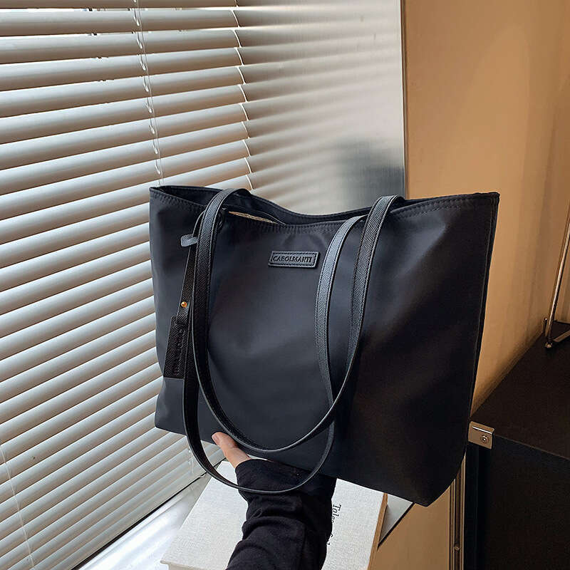 Korean Style Casual Large Capacity Nylon Commuter Versatile Shoulder Lightweight Handheld Tote Bag