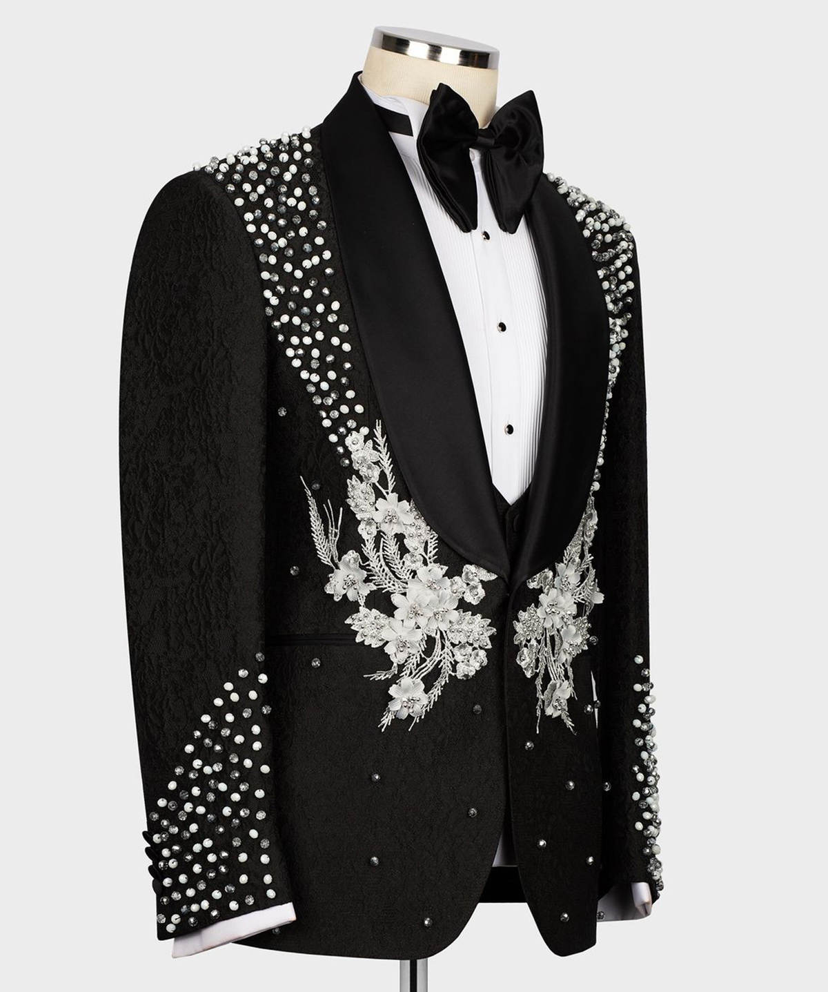 Unique 2 Pieces Customized Men Suits Handmade Flowers Crystal Beadeds Jacket Sets Slim Fit Homme Evening Party Wear