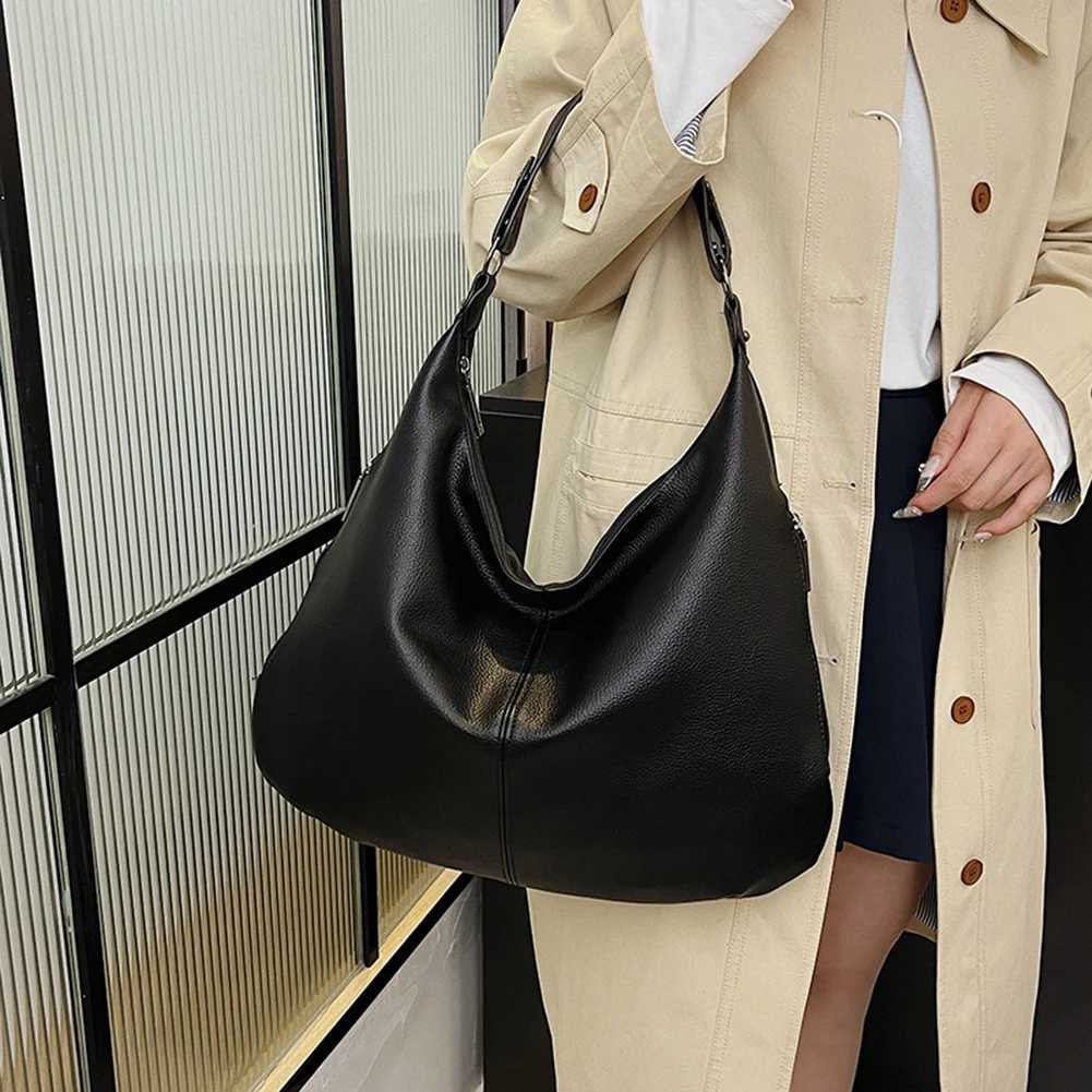 2020 PU Shoulder Bag Stylish Single Shoulder Bag Solid Color Vintage Carrying Bag Zip Closure Chic Hobo Bag Daily Commuting Bag Y250718