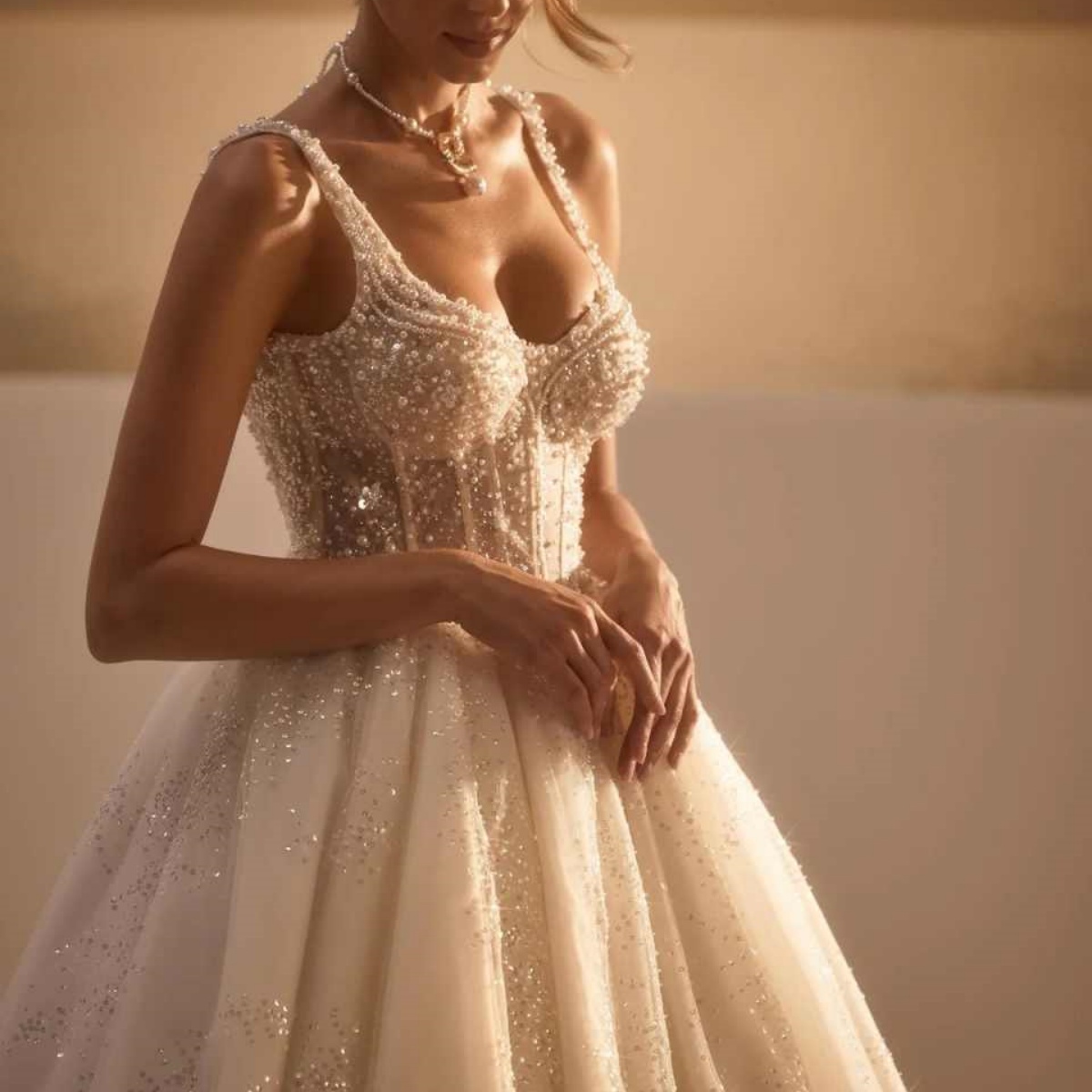 Shining Wedding Dresses Spaghetti Strap Sleeveless Sequins Beading Lace Bridal Gowns Chapel Customized Vestidos De Novia