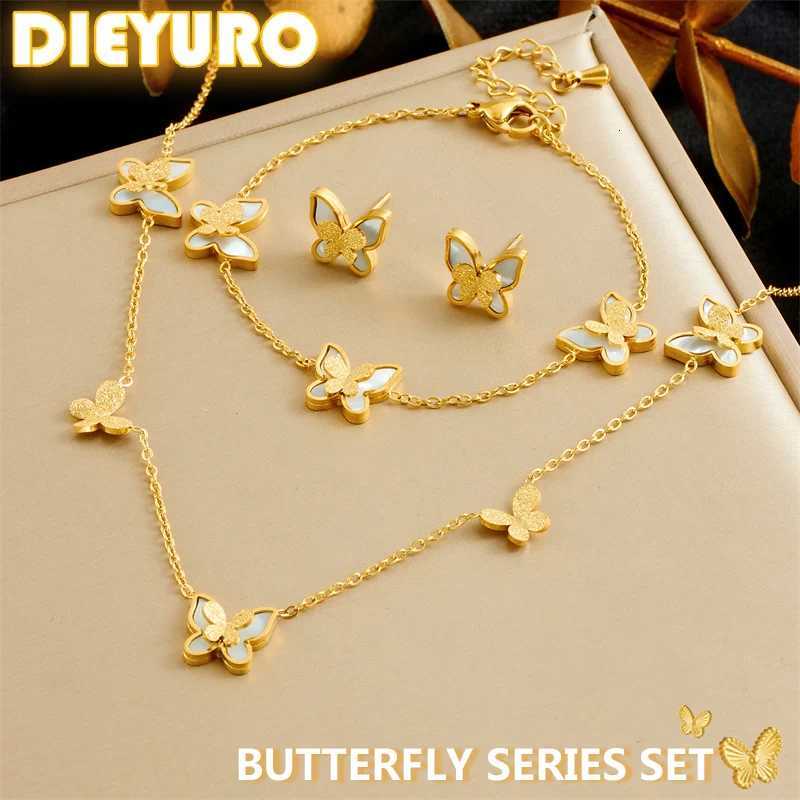 316L Stainless Steel Golden Elegant White Seashell Series Necklace Earrings Bracelet Set Trend Jewelry Gift X2507181