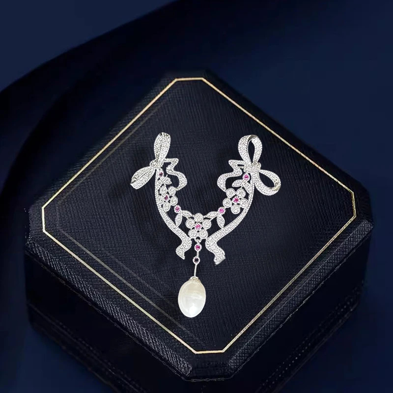 OKILY Lovely Style Freshwater Pearl Brooches Zircon Bowknot Flower Broche Decorativo De Ropa for Womans Clothing Corsage 250712