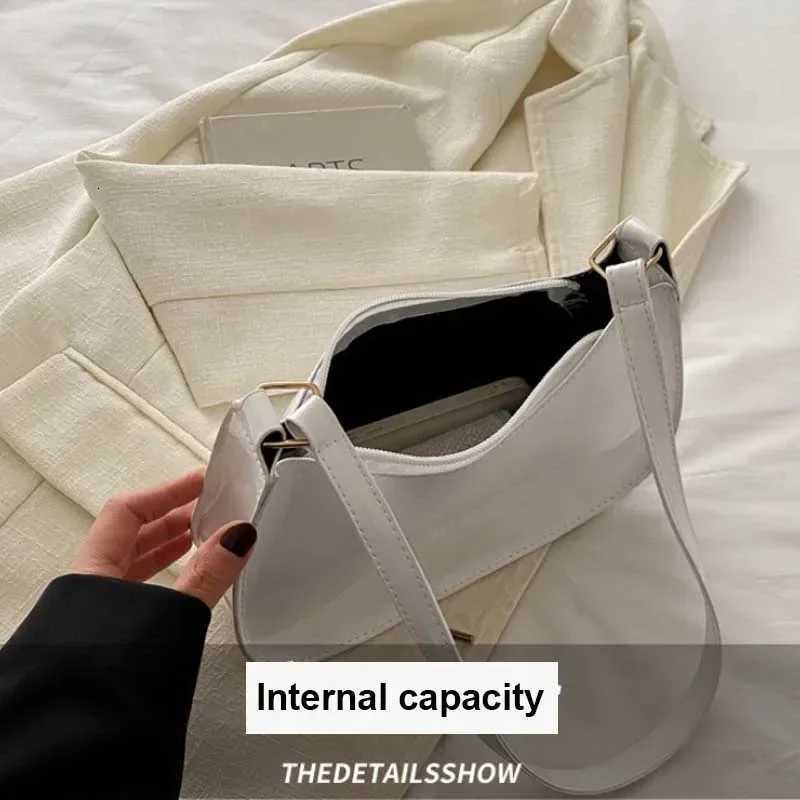 2025 Womens Patent Leather Handbag Versatile Fi Shoulder Bag Casual Commuting Bag Girl Brand Designer Zipper Small Handbag XJ250718