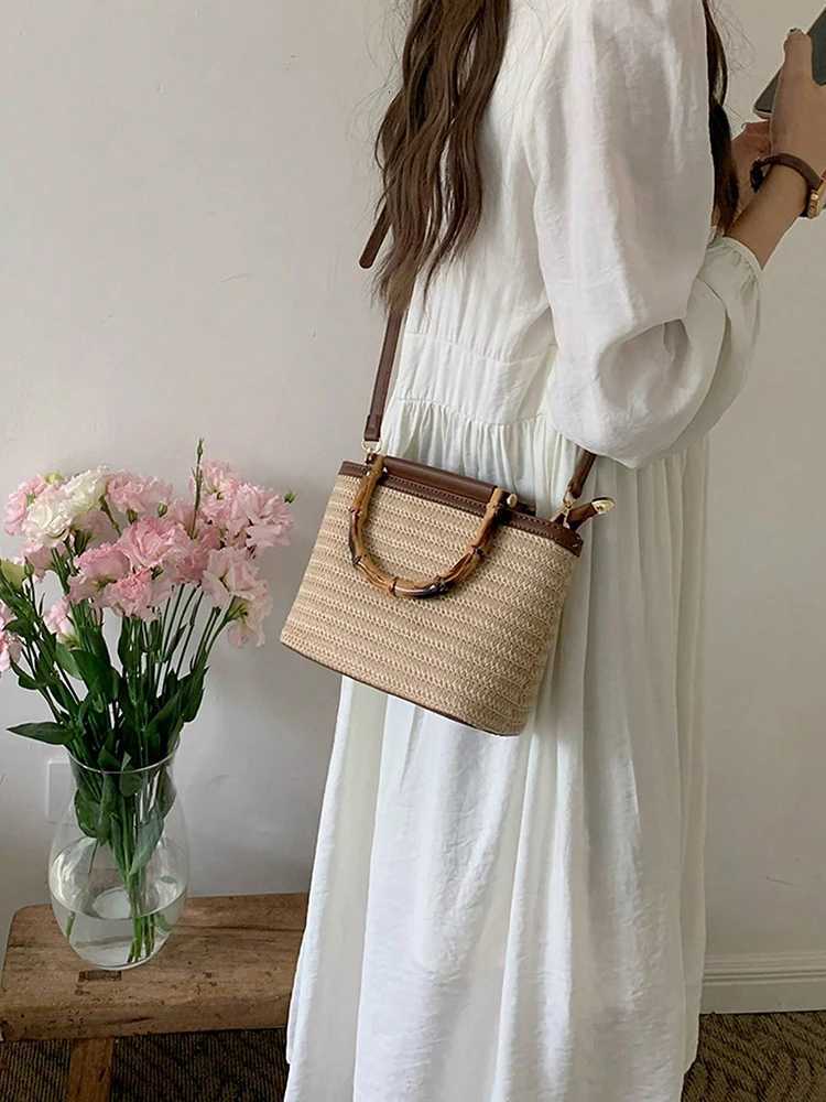 2025 new summer woven bag fashion crossbody bag bucket bag shoulder bag casual womens daily commuting bag beach bag handbag Z250718
