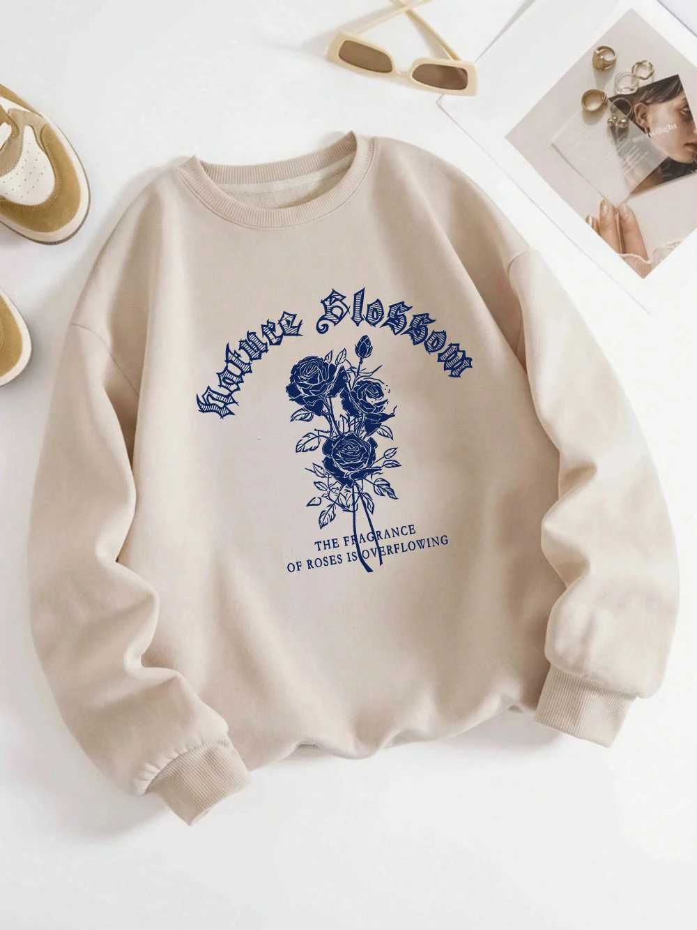 Street Womens Hoodie Vintage Letters Flowers Printing Sweatshirt Comfortable Crewneck Soft Pullover Autumn Fe Sportswear XJ250717