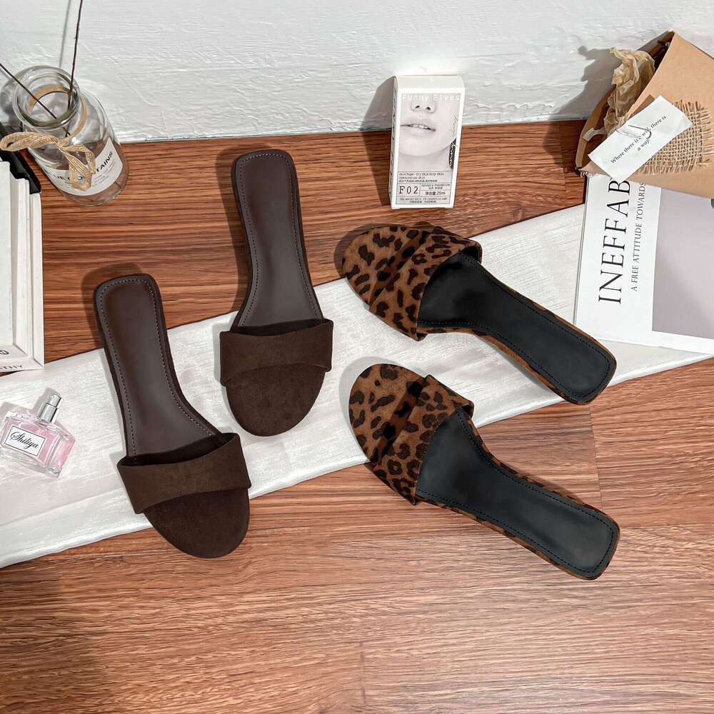 Summer New High Heel for Women, Outdoor Wear, High-End French Style, Elegant Women's Shoes 2025, Leopard Print Wedge Sandals