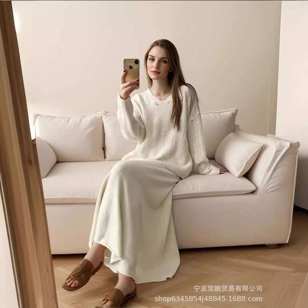 Loose Knit Set For Women Autumn Winter New Round Neck Sweater + Mermaid Skirt B5