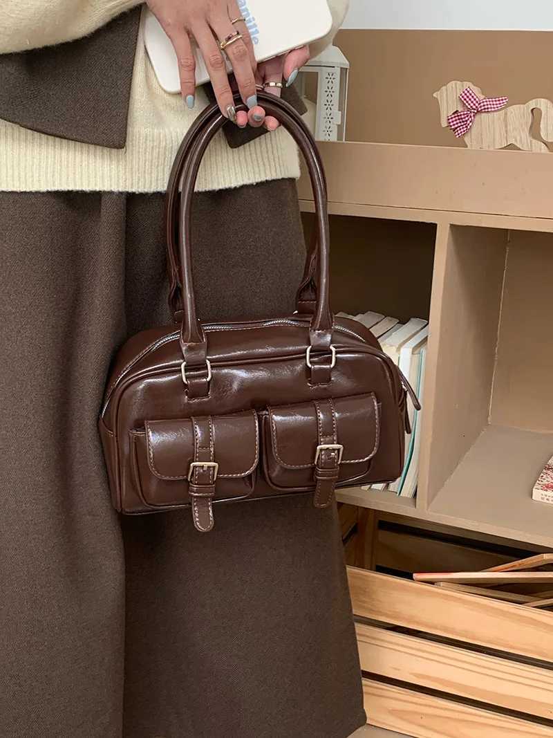 2025 New Large Capacity Instagram Bowling Handbag Casual Versatile Shoulder Bag Fi Commuter Underarm Bag Y250718