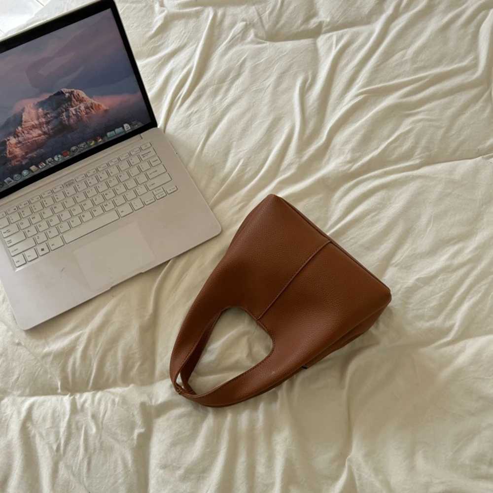 Fashion Tote Handbags Solid Pu Leather Bucket Bags Women Versatiel Commute Handle Pack Large Capacity Lady Leisure Composite Bag Z250718