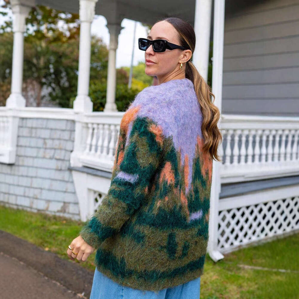 TRAFZAINS Autumn Winter Style Landscape Pattern Long Sleeve V-Neck Loose Knitted Coat Jacket B5