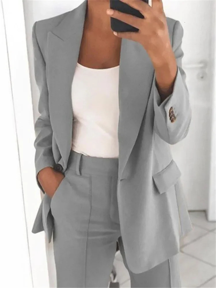 S5XL Womens Blazer Casual Longsleeved Top Solid Color Suit Collar Button Simple Temperament Plus Size Blazer 250703