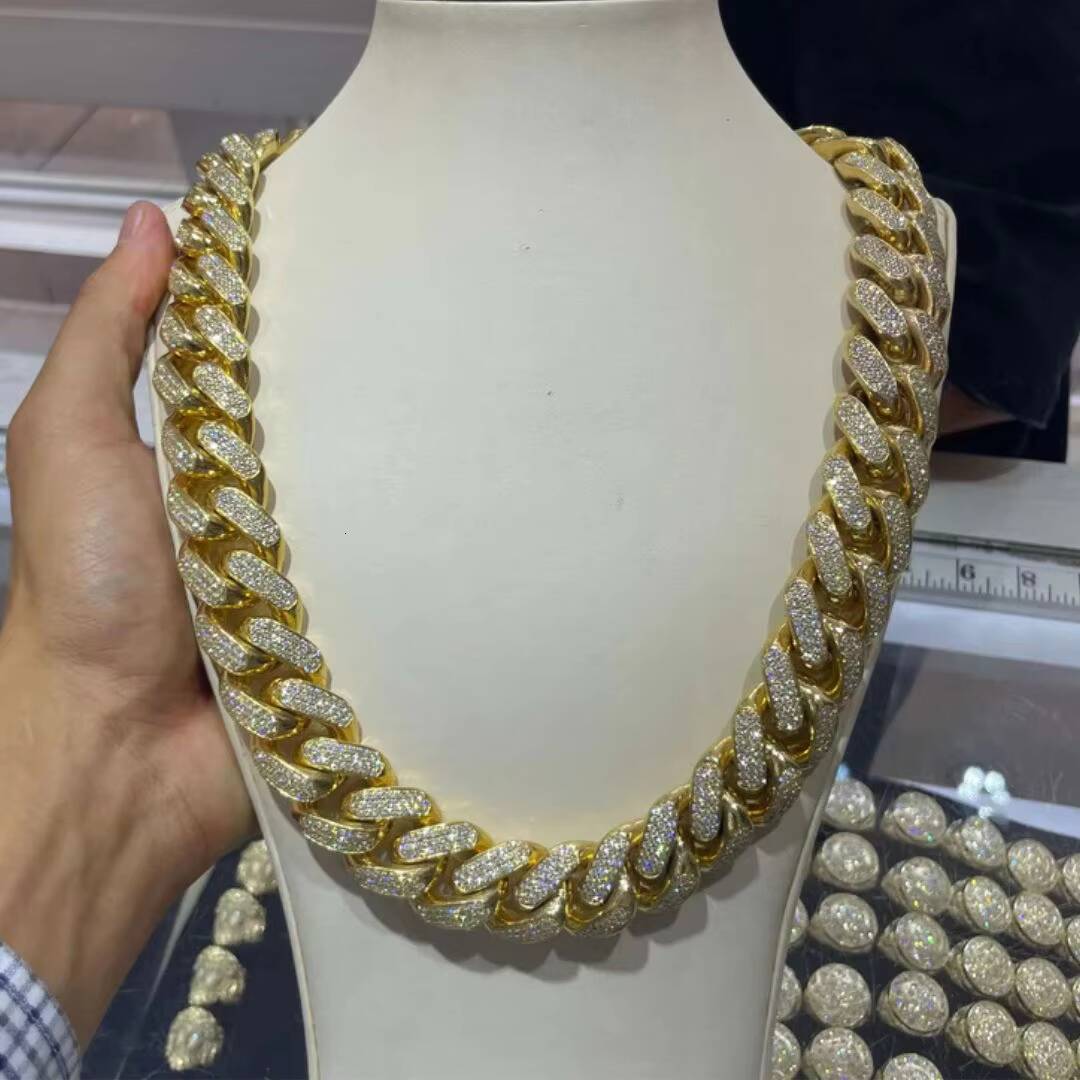 Best High Quality Customized 20 mm Cuban Link Moissanite Diamond Chain 10K GOLD White Yellow Gold Diamond Chain Vvs lab diamonds