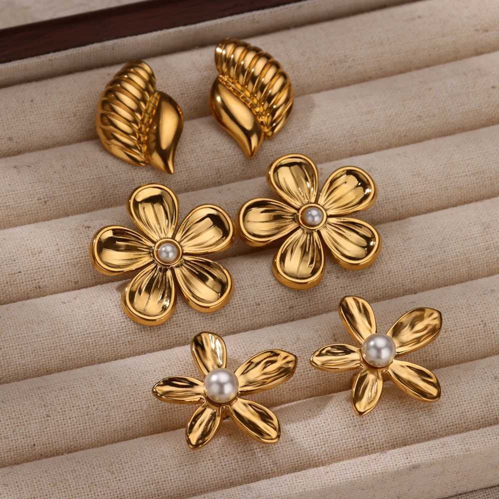 Trendy Pearl Zircon Flower Earrings For Women Stainless Steel Creative Exaggerated Design Earrings Christmas Ear Jewelry Gift X250718