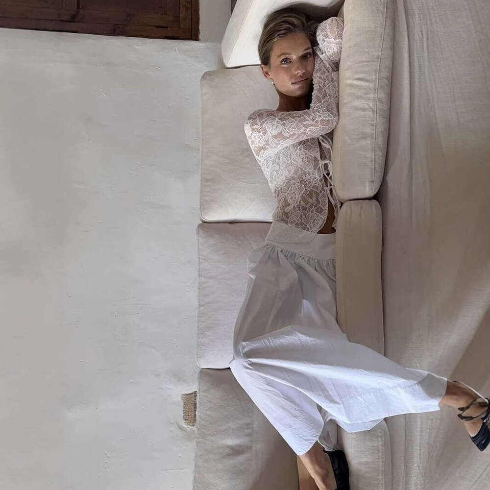 Thin Hollow Out U-Neck Long Sleeve Lace Blouse Women's Spring Summer Layerable Sweet Spicy Pure Desire Style Cover-Up Sun Protection Top B5